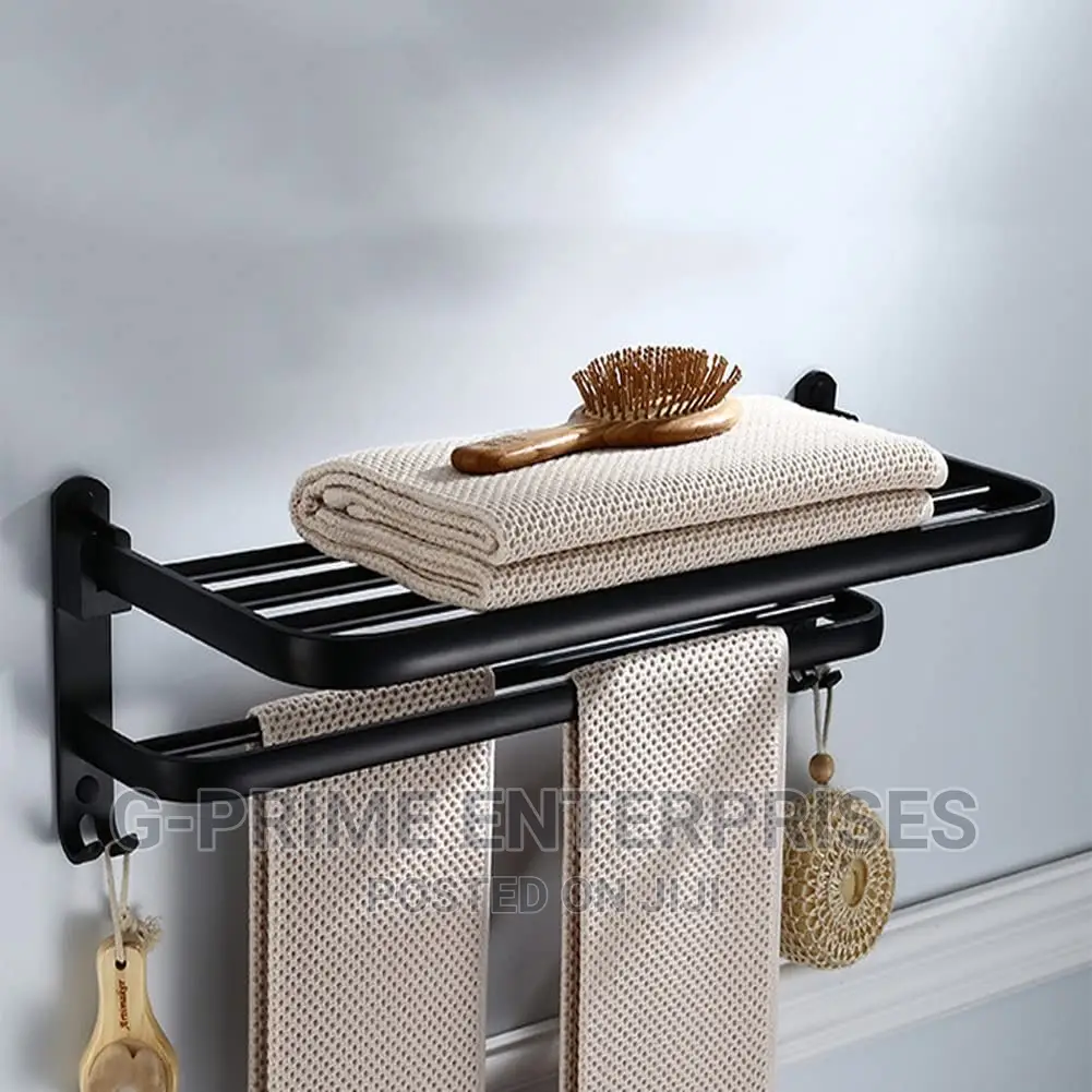 Towel Rack / Bathroom Towel Organizer