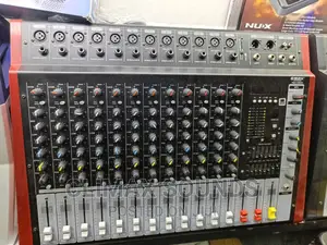 Max Powered Mixer 12 Chanl √√