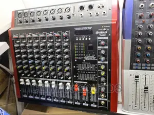 Yamaha 8 Channel Powered Mixer