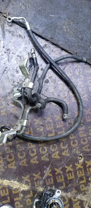 Toyota Hiace 7 L Cartilage Pipes