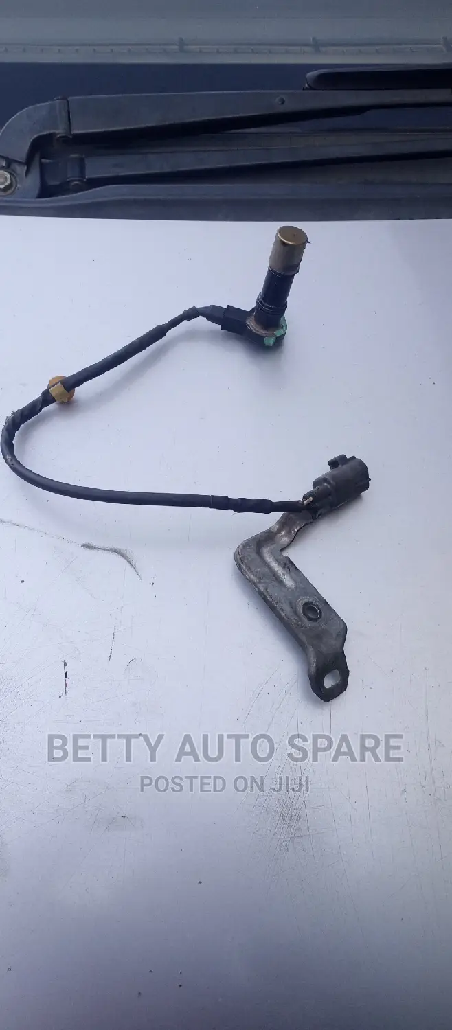 Toyota Hiace 7 L Switch.