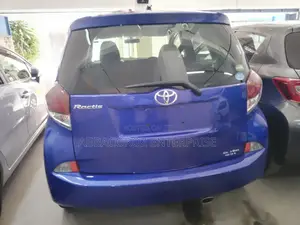 Toyota Ractis 2016 Blue