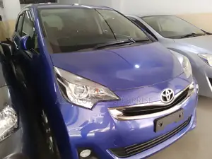 Toyota Ractis 2016 Blue