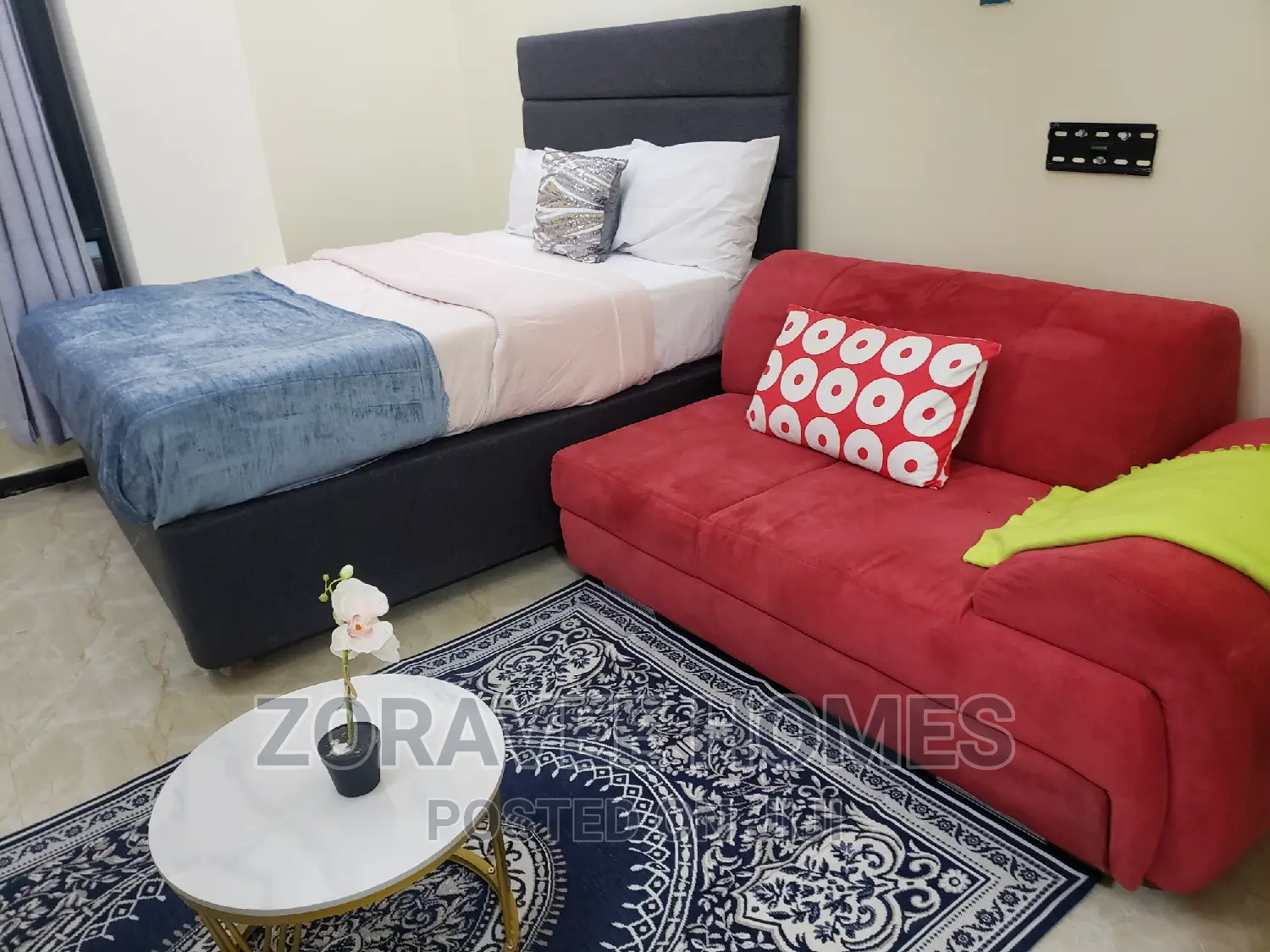 Studio Apartment at Denis Gardens