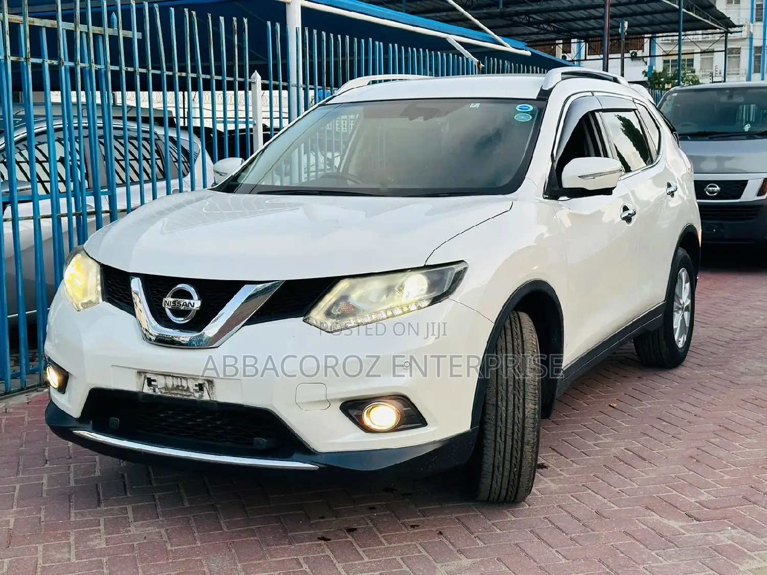Nissan X-Trail 2016 White