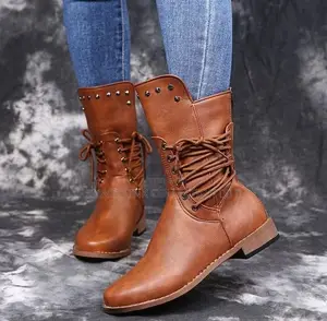 Laced Boots
Size 37-42