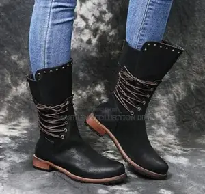 Laced Boots
Size 37-42