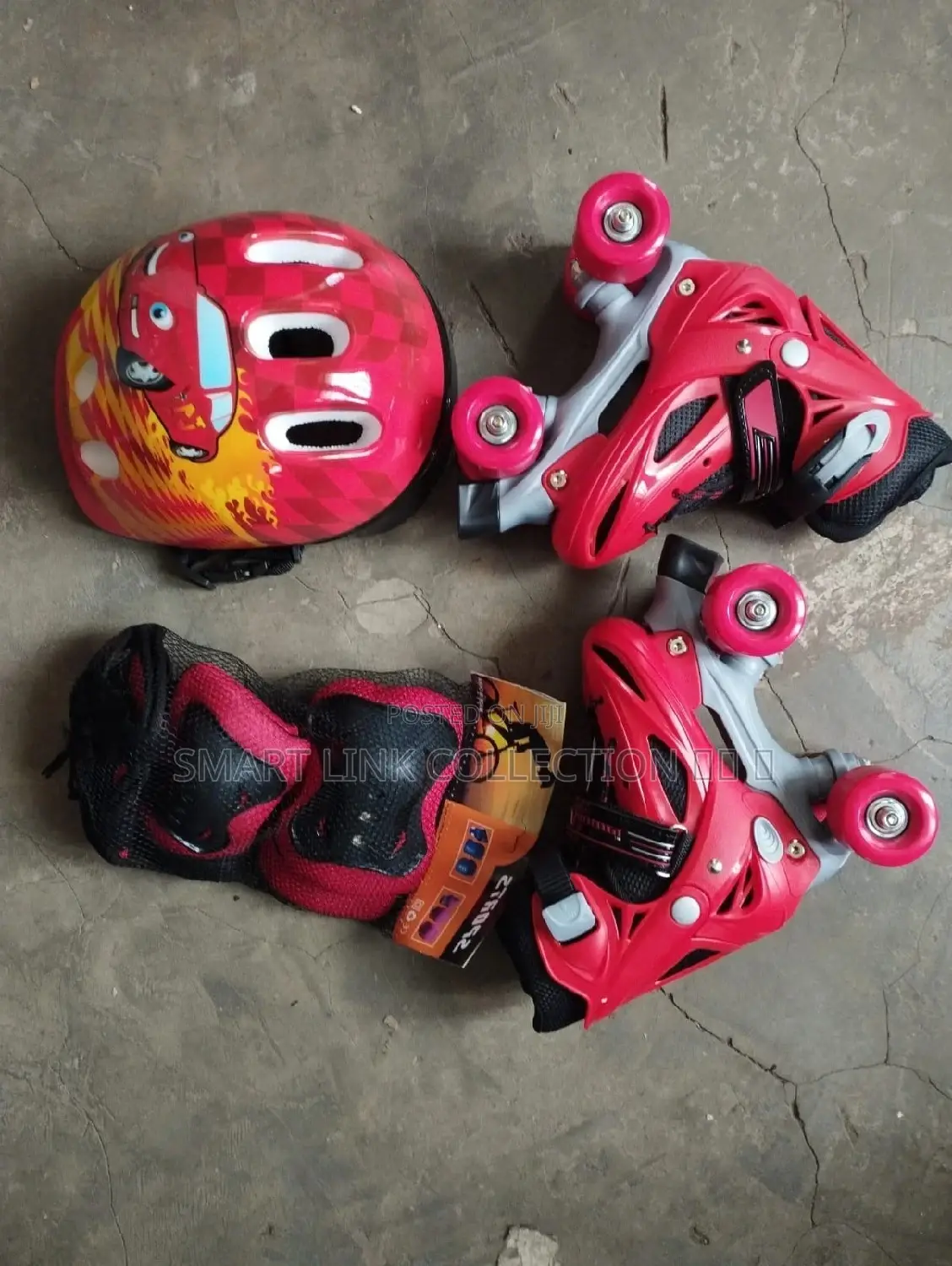 4 Wheel Skates Full Set