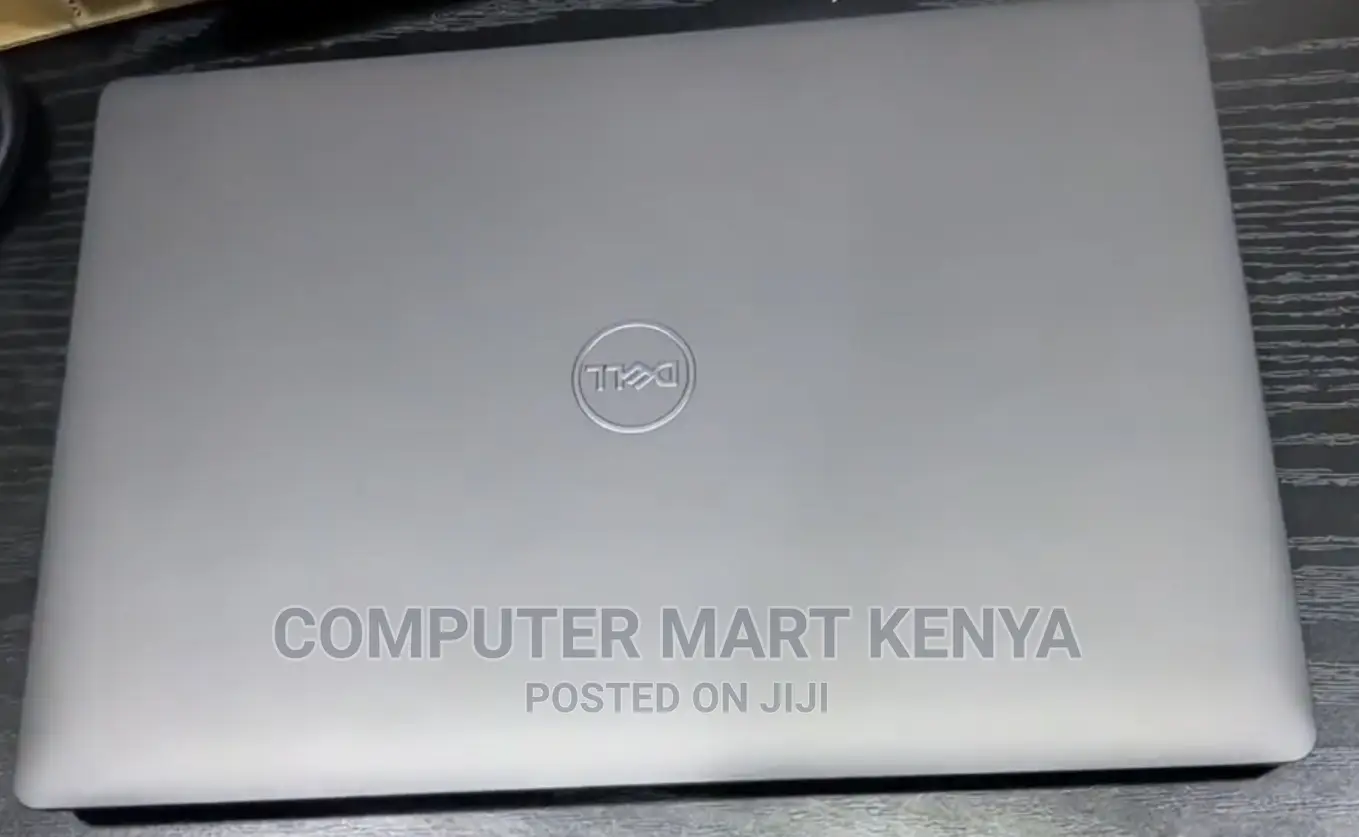 New Laptop Dell Latitude 5300 8GB Intel Core I5 SSD 256GB