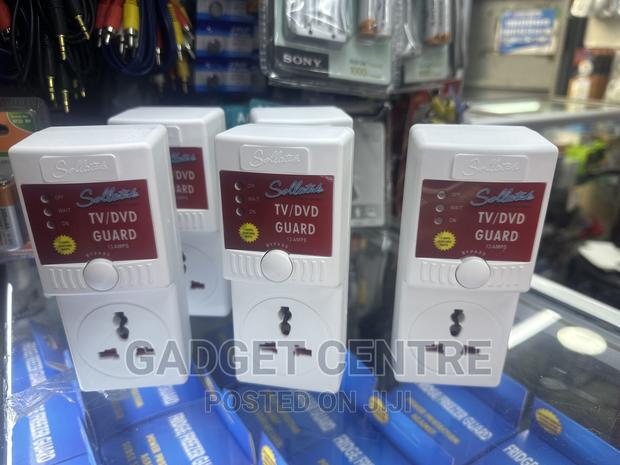 Sollatek Tv Guard 13amps - thumbnail 4