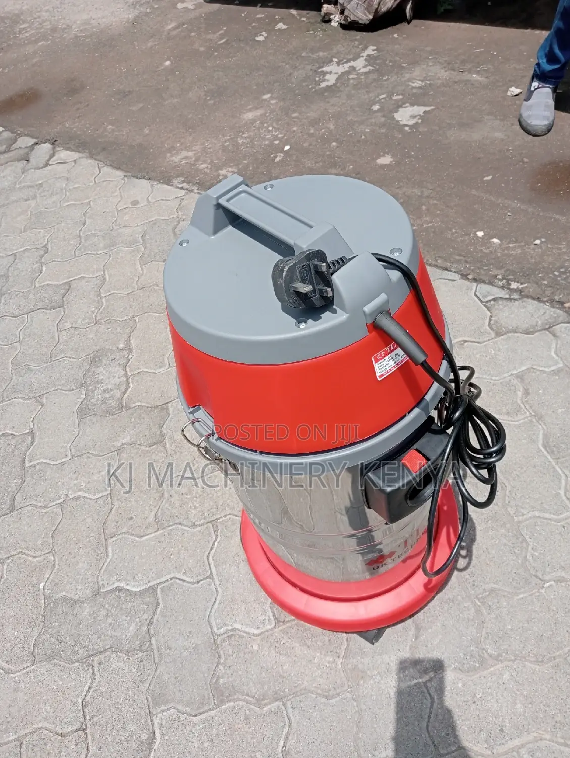 30litres Tlac Wet and Dry (Great) Vaacum Cleaner