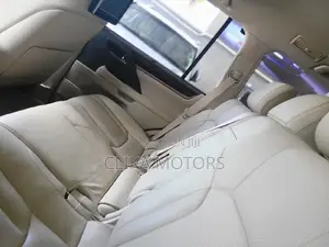 Lexus LX 2017 White