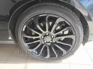 Land Rover Range Rover Vogue 2017 Black