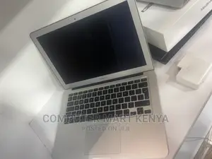 Laptop Apple MacBook Air 8GB Intel Core I5 SSD 256GB
