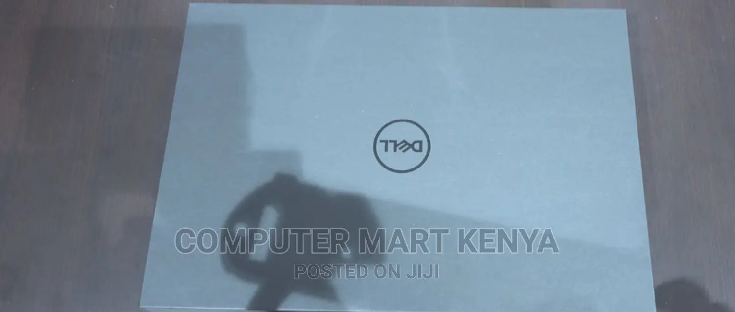 New Laptop Dell XPS 13 9370 8GB Intel Core i5 SSD 256GB