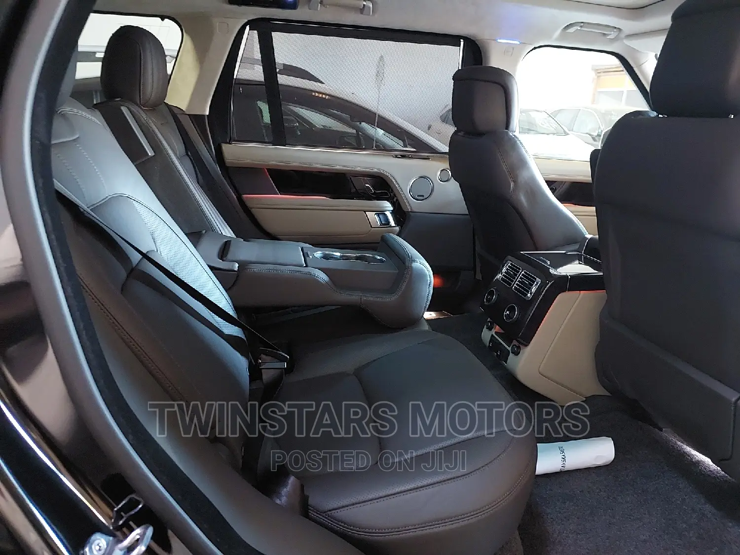 Land Rover Range Rover Vogue 2019 Black