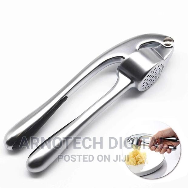 Stainless Steel Garlic Crusher - thumbnail 4