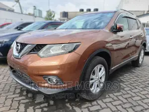 Gold 2016 Nissan X-Trail: Luxurious Off-Roader for a Great Price