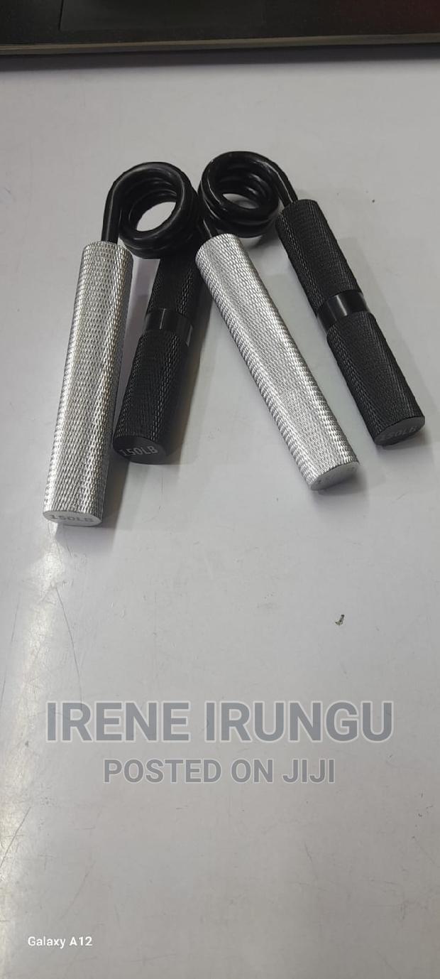 Strong Hand Grips