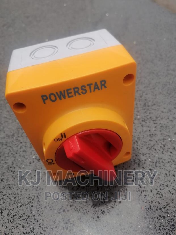Quality Manual Changeover Switch - main view