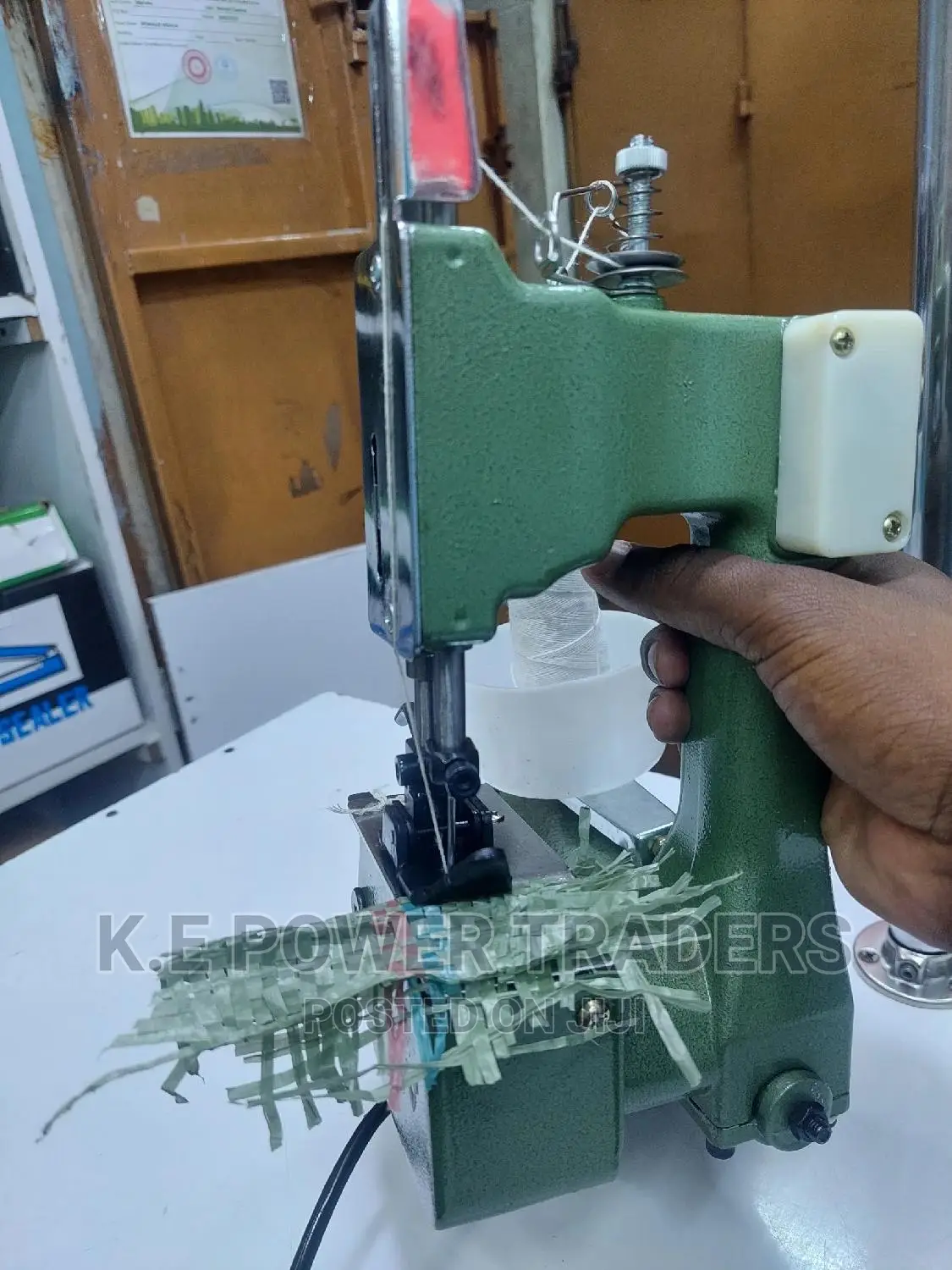 GK-9 Hand Bag Closer Machine