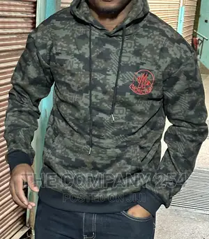Designer Quality Unisex Warm Heavy Classic Hoodies.