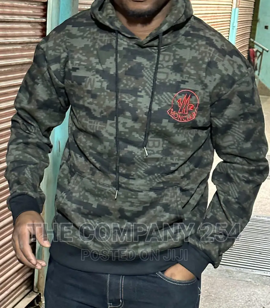 Designer Quality Unisex Warm Heavy Classic Hoodies.