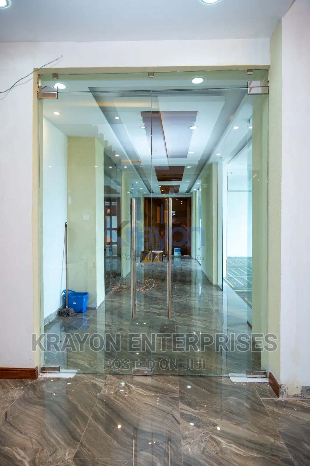 Outdoor Window Graphics