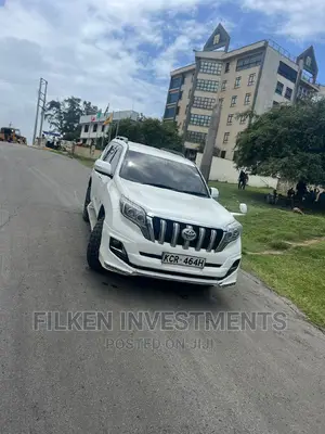 Toyota Land Cruiser Prado 2.7 i 2012 White