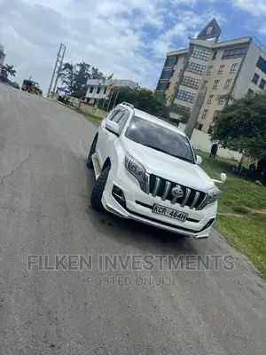 Toyota Land Cruiser Prado 2.7 i 2012 White
