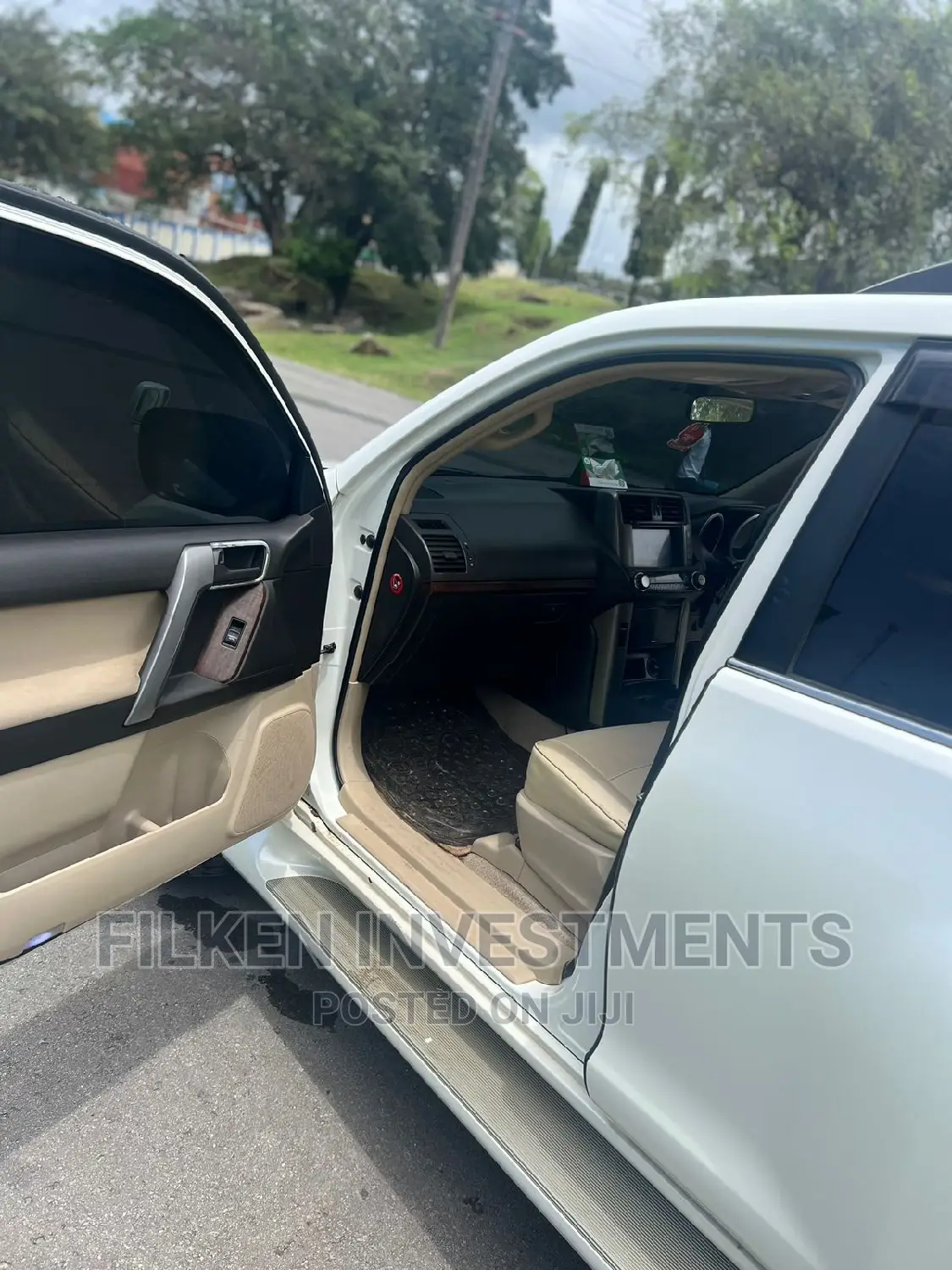 Toyota Land Cruiser Prado 2.7 i 2012 White