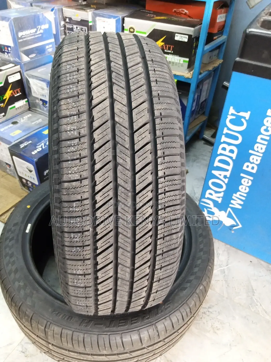 235/55r18 Blackhawk Tyre
