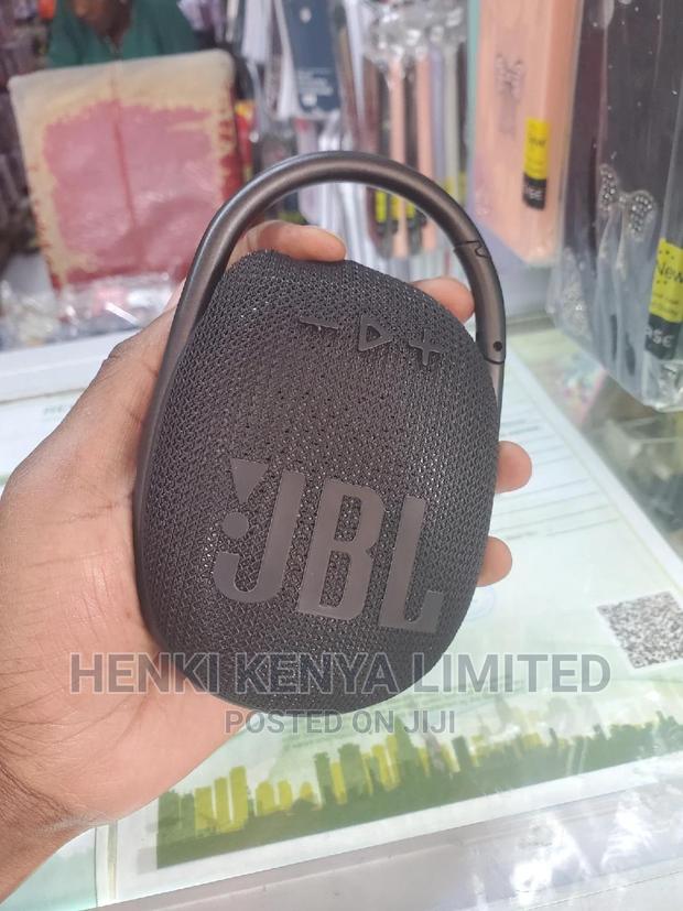 JBL Clip 4 - main view