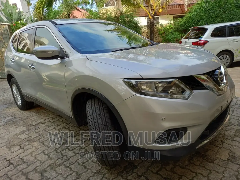 Nissan X-Trail 2.0 Petrol AWD 2016 Silver