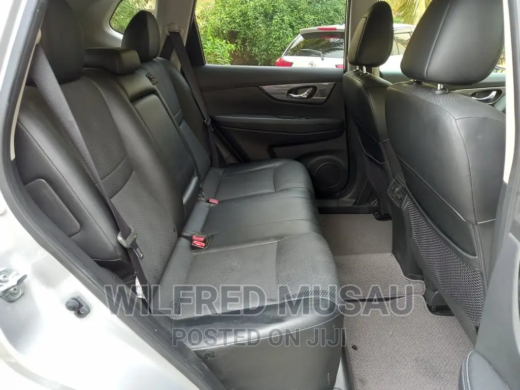 Nissan X-Trail 2.0 Petrol AWD 2016 Silver