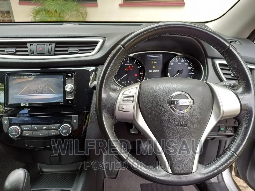 Nissan X-Trail 2.0 Petrol AWD 2016 Silver