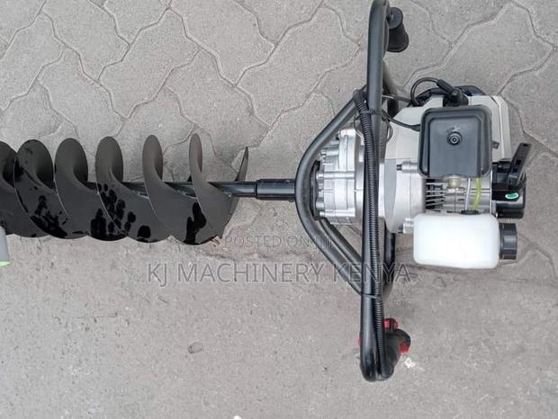 Petrol Earth Auger, Machines Available