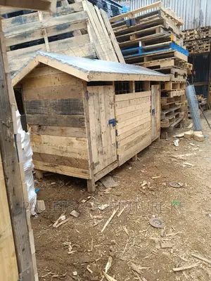 Gsd Dog House