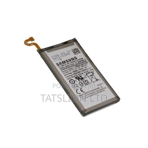 Samsung Galaxy S10 Plus Battery Replacement - thumbnail 2