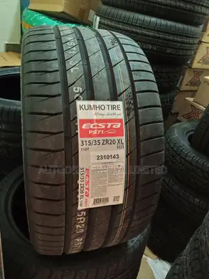 315/35r20 Kumho Tire