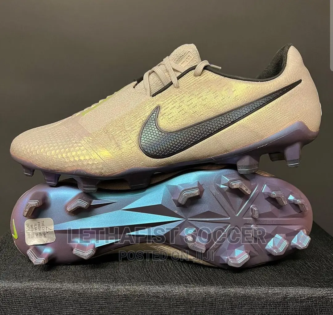 phantom venom elite football boots