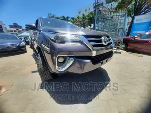 Toyota Fortuner 2.8 D AWD 2016 Silver
