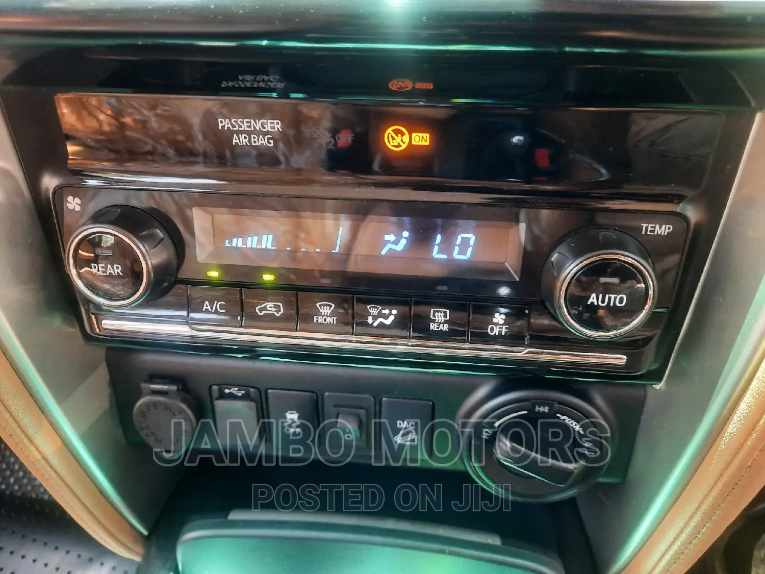 Toyota Fortuner 2.8 D AWD 2016 Silver