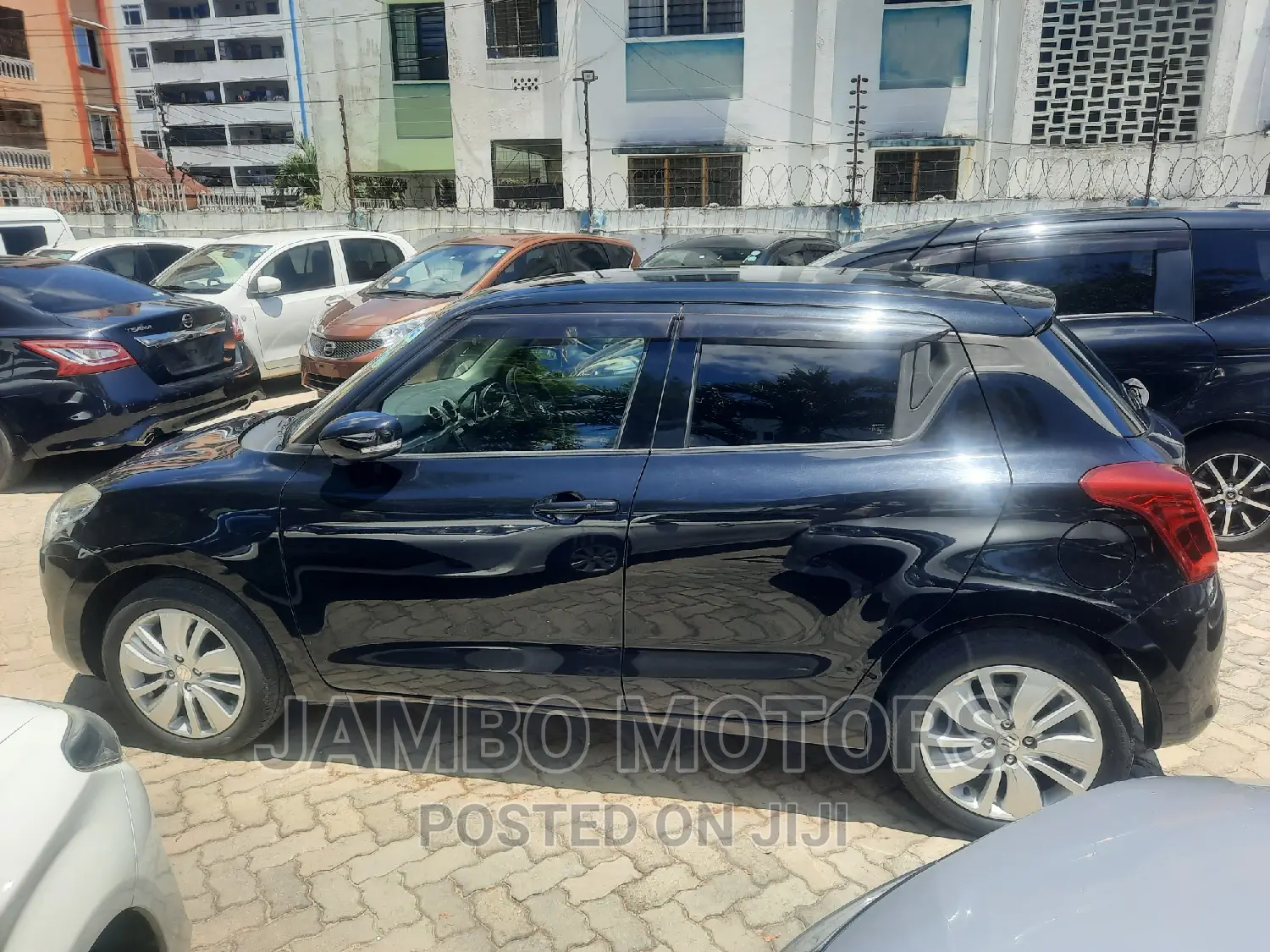 Suzuki Swift 2016 Black
