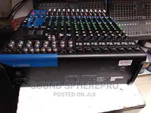 Yamaha MG 16XU Plain Mixer