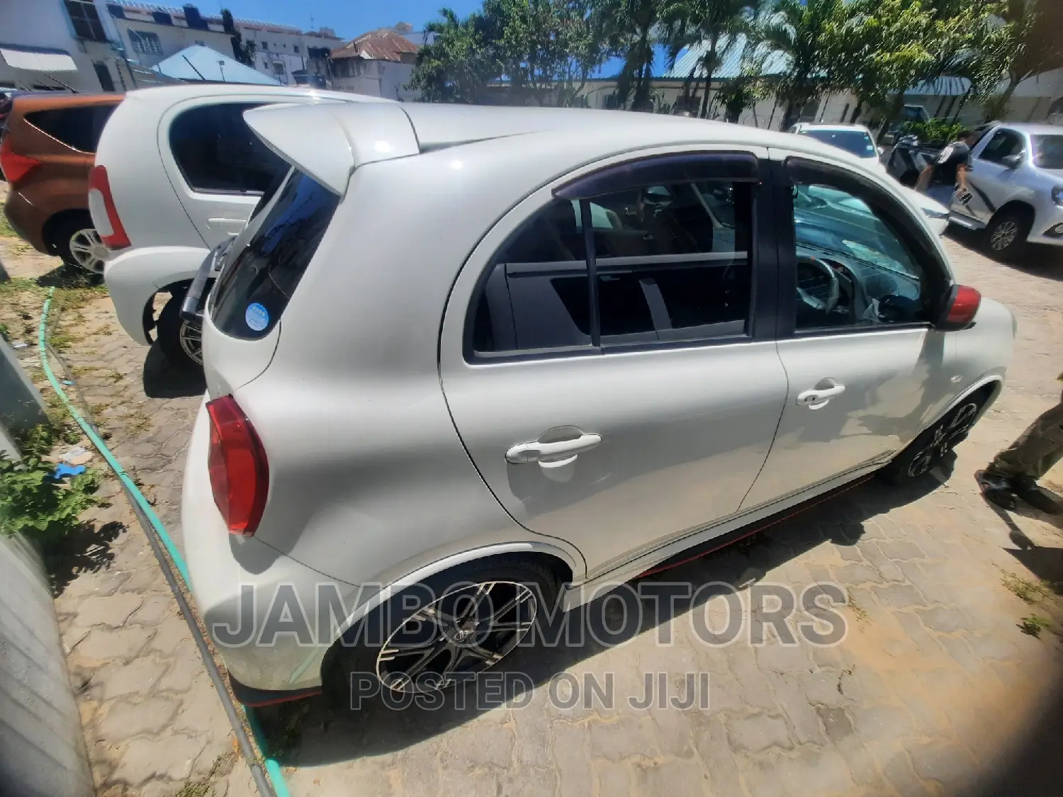 Nissan March 2016 White