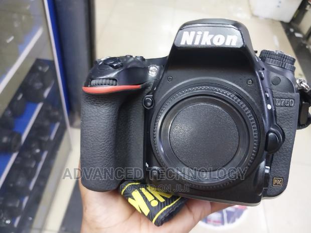 Nikon D750 Body - main view