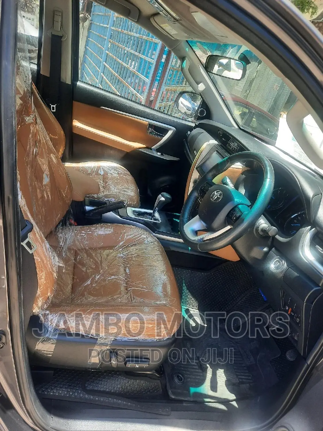 Toyota Fortuner 2.8 D AWD 2016 Silver