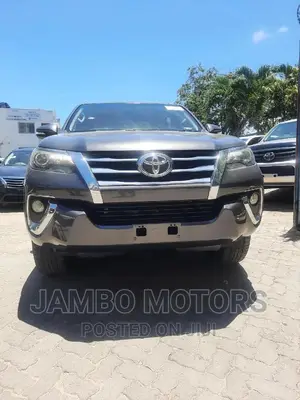 Toyota Fortuner 2.8 D AWD 2016 Silver