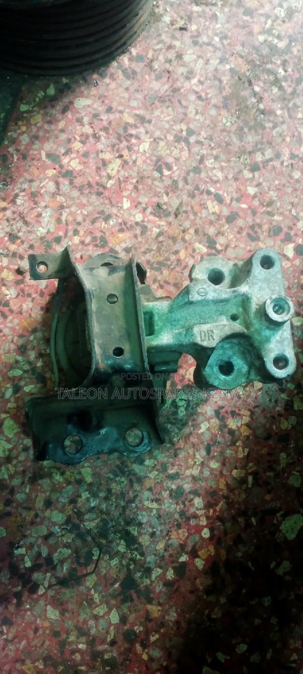 Nissan Note E12 Engine Mount - thumbnail 2